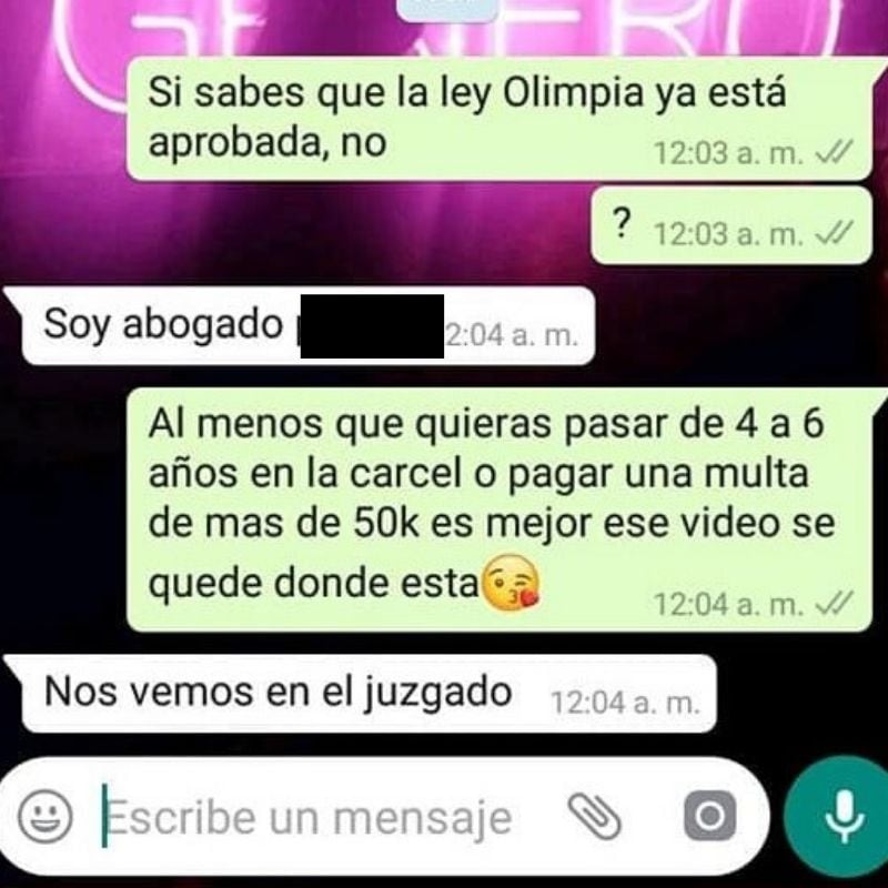 Mensajes en WhatsApp.