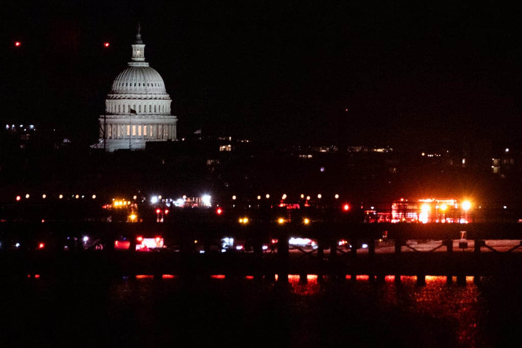 Donald Trump se pronunció sobre el accidente de avión contra un helicóptero cerca de Washington D.C.