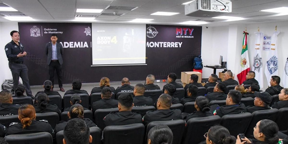 Policía de Monterrey usará cámaras corporales con traducción en tiempo real.