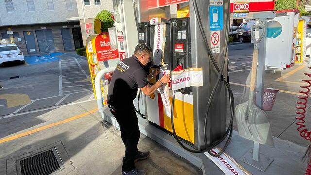 Clausura de gasolinera por la Profeco