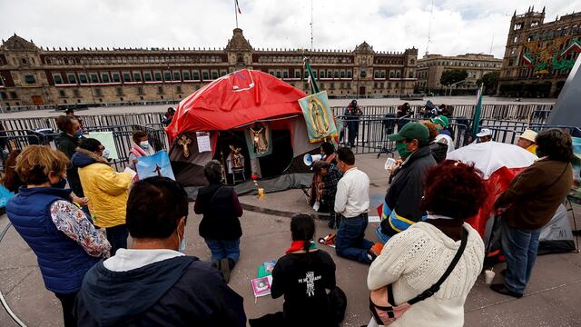 Manifestantes de Frena