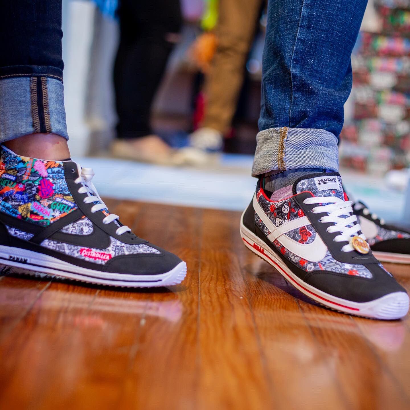 Tenis Panam decorados por Distroller