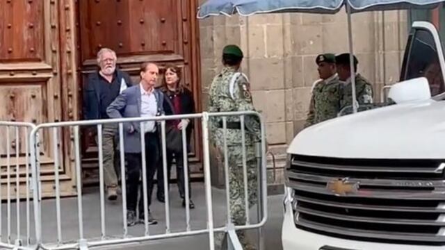 AMLO se reúne con Alejandro Encinas y expertos del GIEI en Palacio Nacional por caso Ayotzinapa