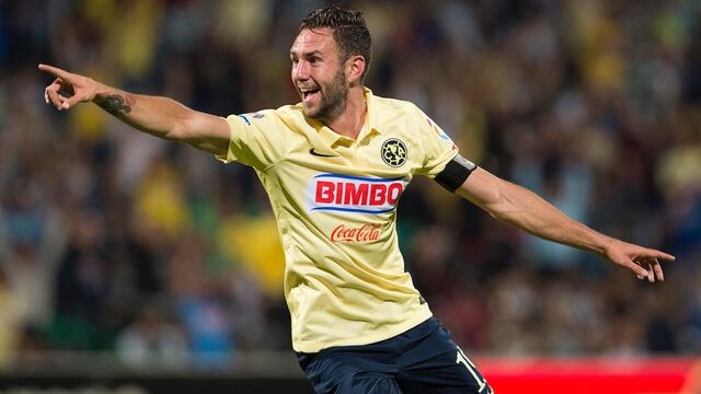 Layún le marcó 4 goles a Santos en el Apertura 2014