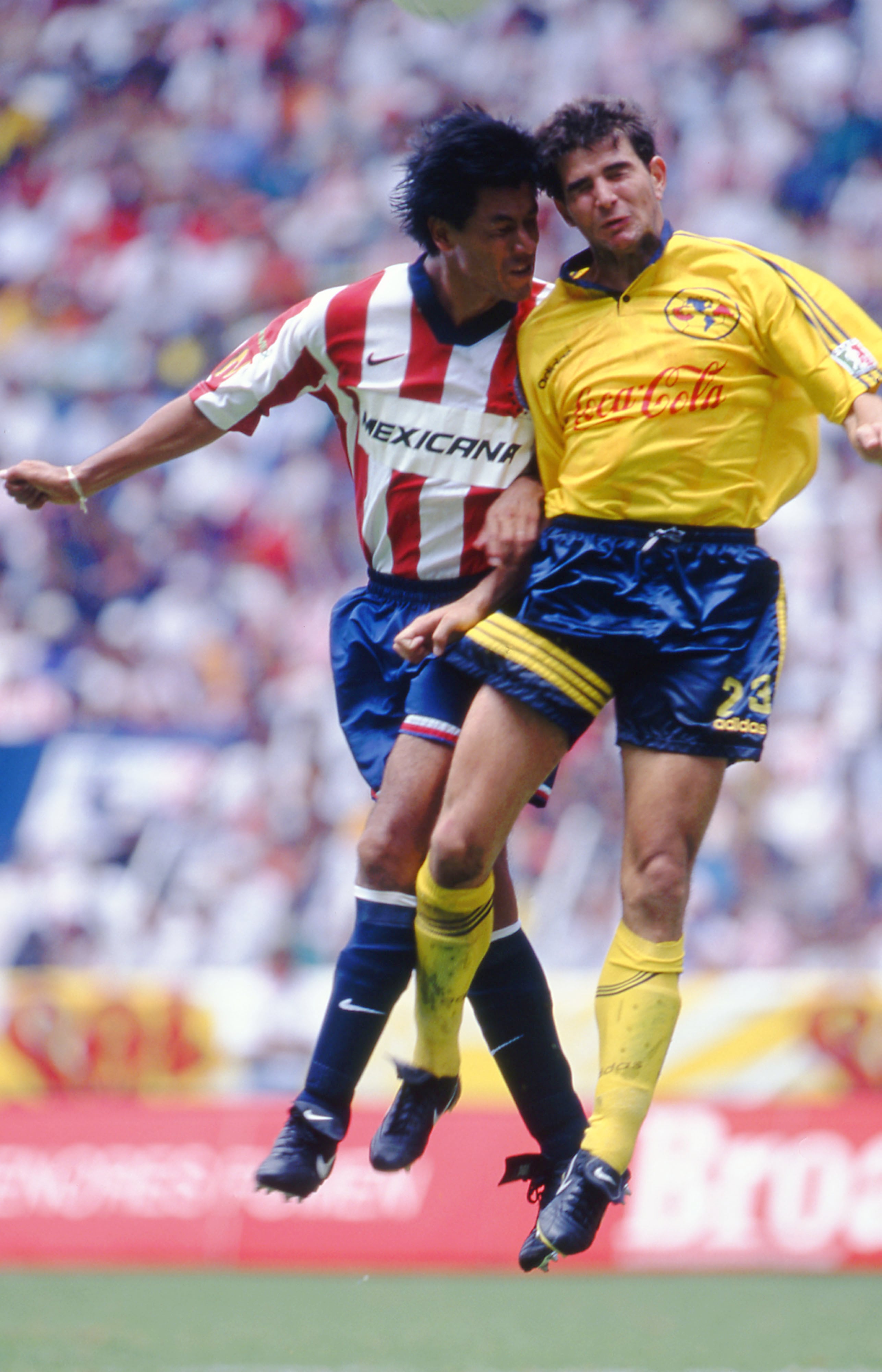 Chivas con uniforme de Nike