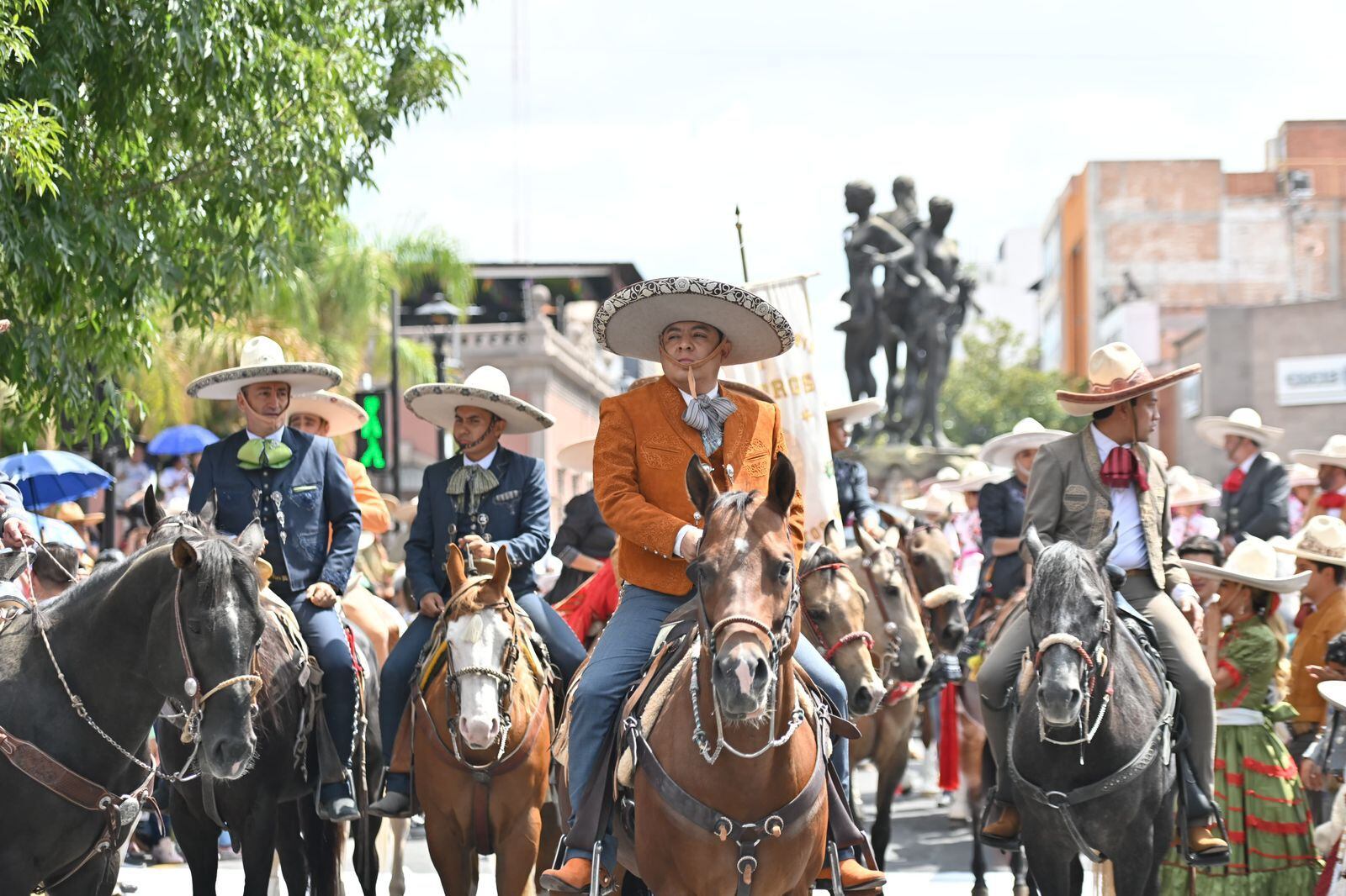 Ricardo Gallardo se viste de charro para las celebraciones del 15 y 16 de septiembre