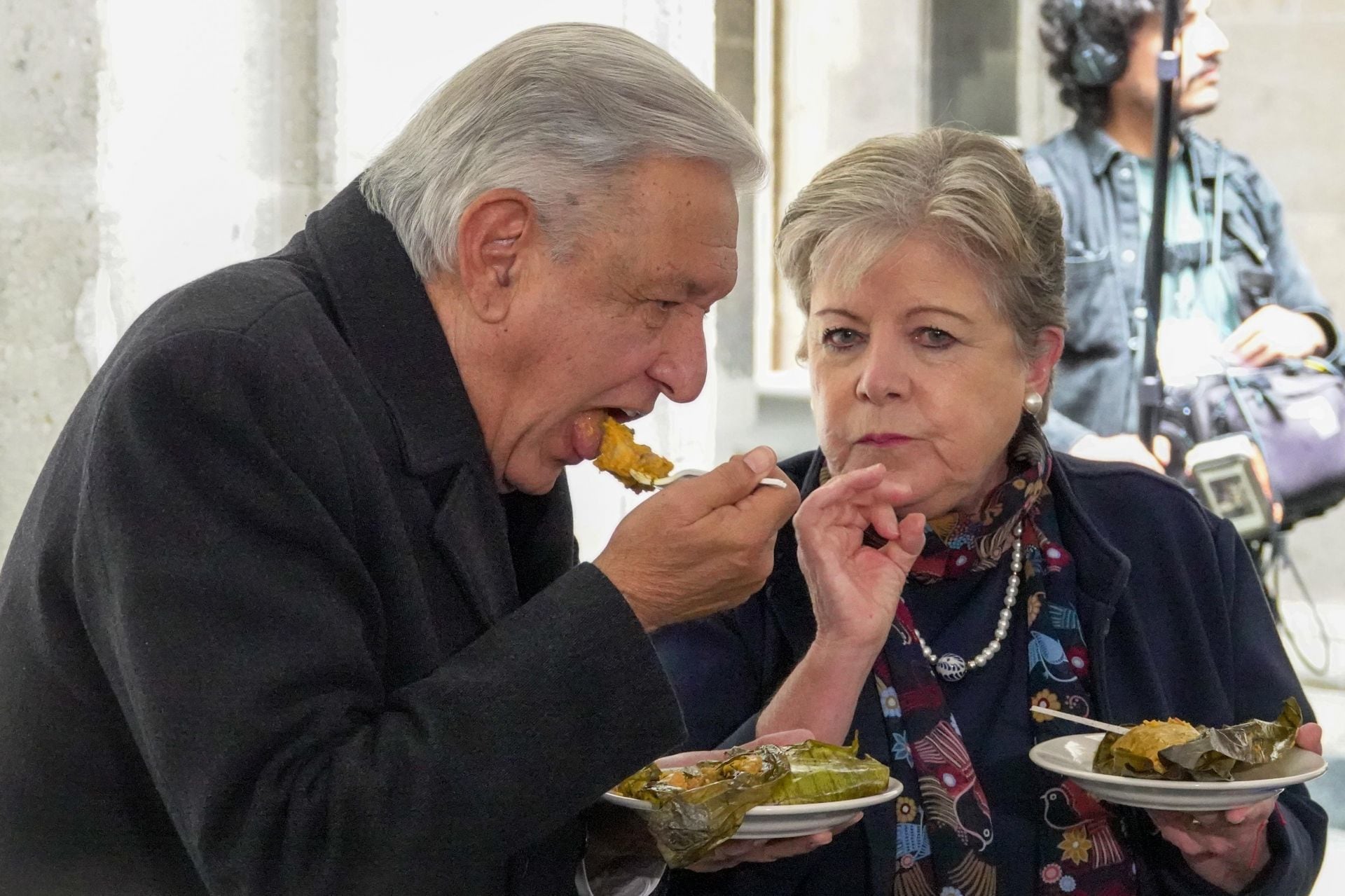 AMLO último día como presidente; fiesta en Palacio Nacional