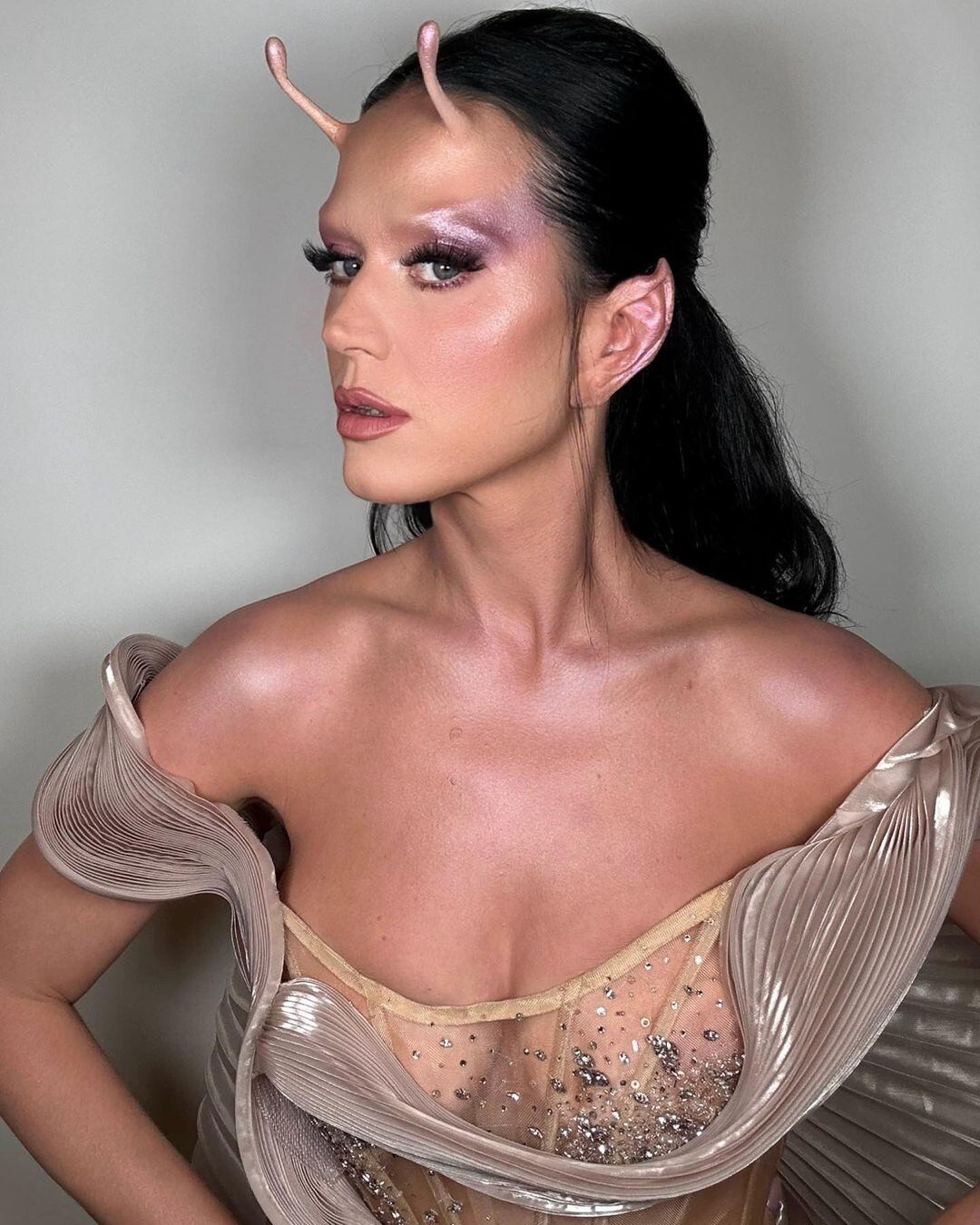 Katy Perry en sexy alienígena.