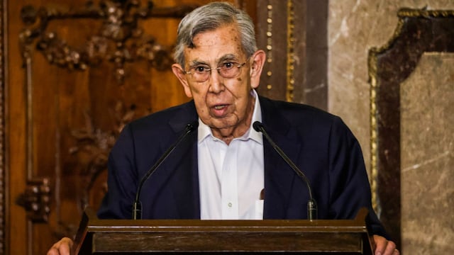 Cuauhtémoc Cárdenas Solórzano titular de la Comisión Consultiva del Petróleo.