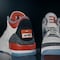 Eminem usó unos tenis Jordan personalizados en el medio tiempo del Super Bowl 2022