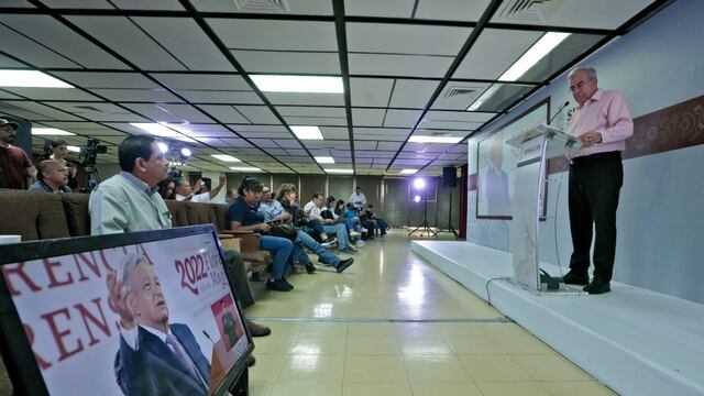 El gobernador Rubén Rocha dijo que la visita del presidente AMLO trajo más compromisos para Sinaloa.