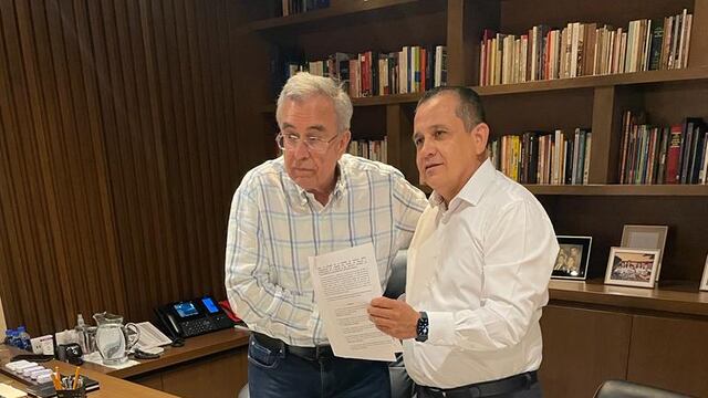 Rubén Rocha firma acuerdo SNTE 53