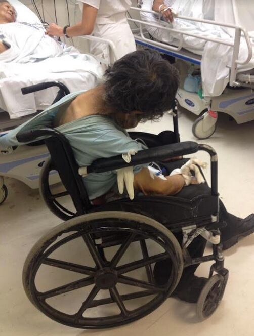 Paciente muere en silla de ruedas/Plácido Garza