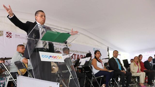 Giovani Gutiérrez inaugura jornada notarial 2023