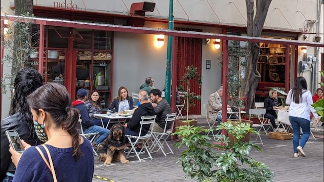 ¿Niddo explota a sus empleados? Comparten reglamento "para robar propinas"