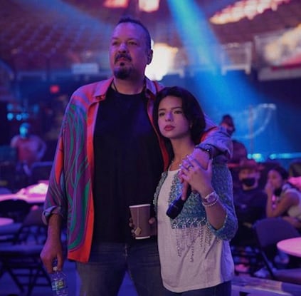 Pepe Aguilar y Ángela Aguilar.