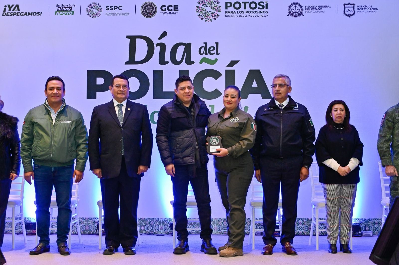 Ricardo Gallardo celebra el Día del Policía