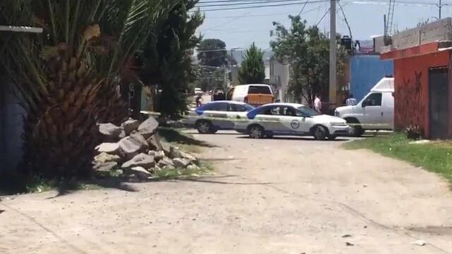 Vecinos de la colonia Del Valle reportaron un olor fétido que salía de una vivienda.
