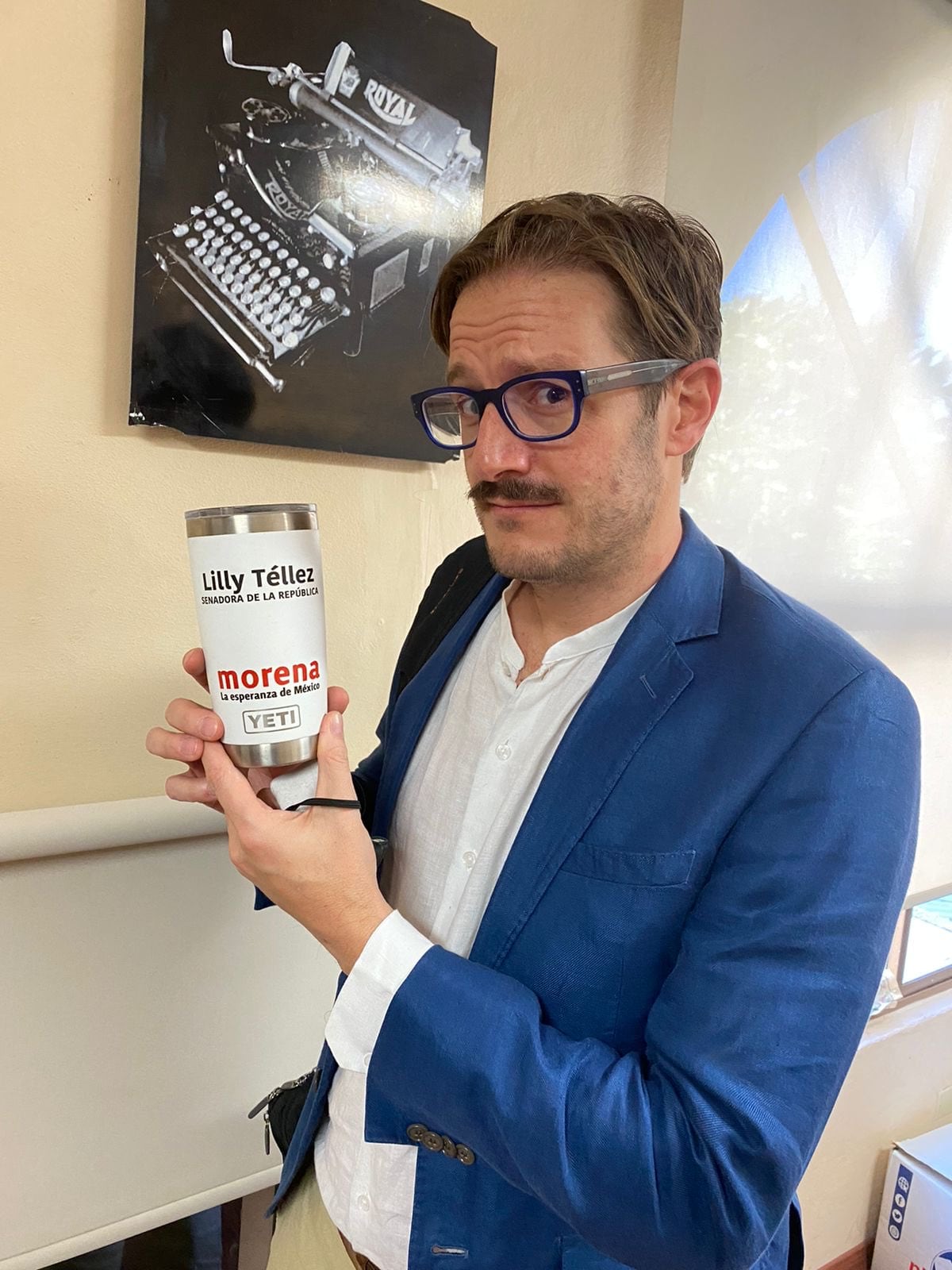 Taza de Lilly Téllez