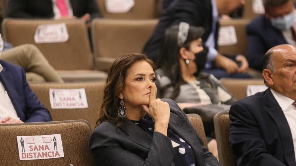 Patricia Armendáriz cuestiona a la Secretaría de Salud por la distribución de medicamentos