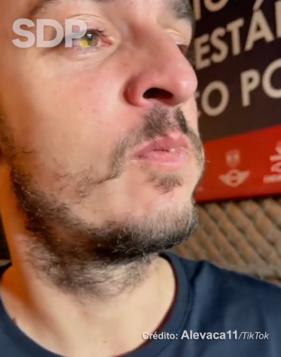 Turista alemán llora al probar tacos por primera vez en México