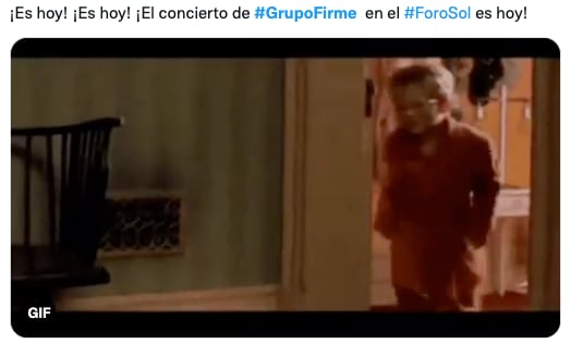 Memes concierto de Grupo Firme