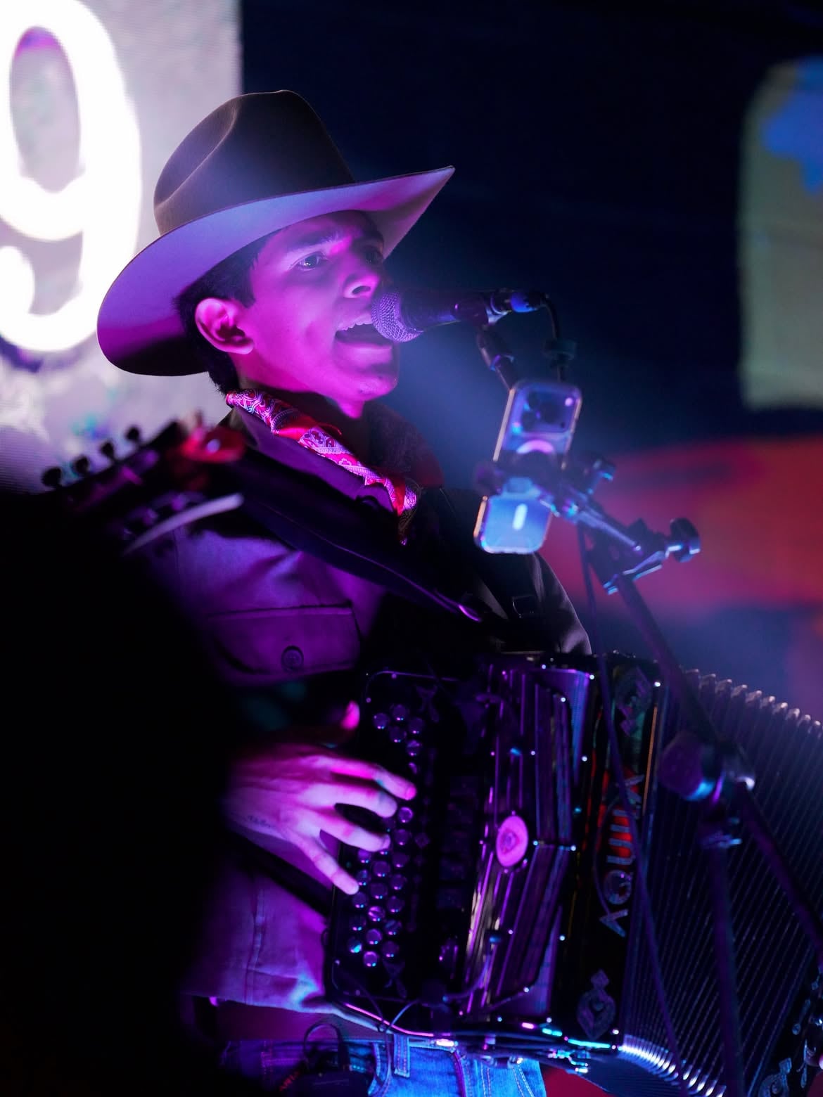 Muere el cantante Germán Medina
