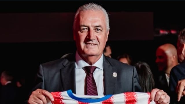 Gustavo Alfaro, DT de Paraguay