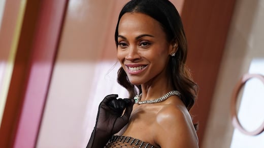 Zoe Saldaña rompe récord y es la actriz más taquillera de la historia