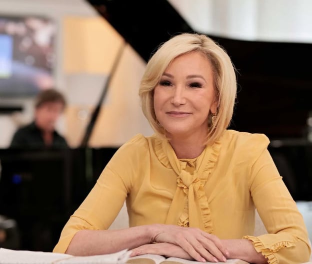 Paula White