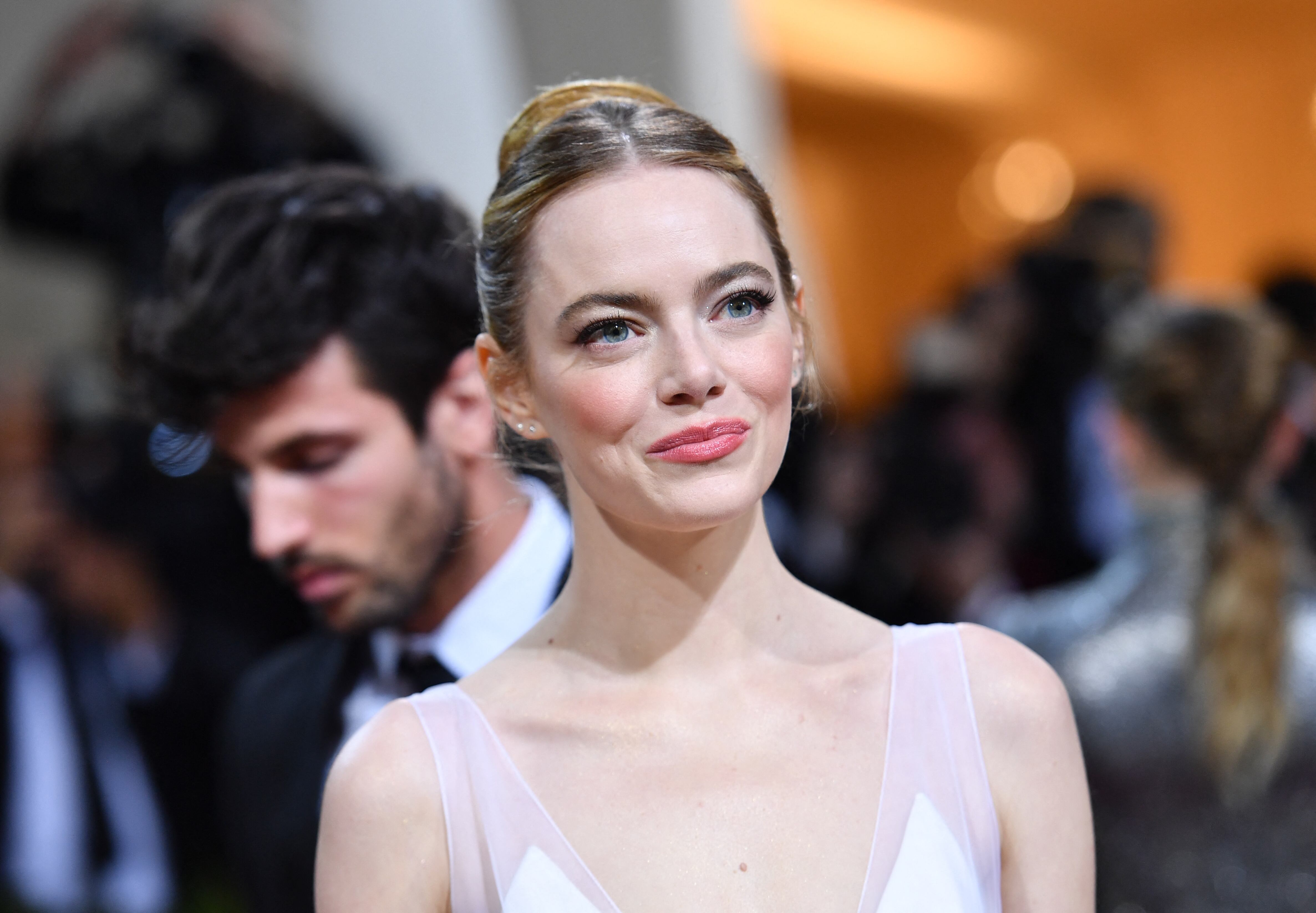 Emma Stone en el MET Gala 2022.