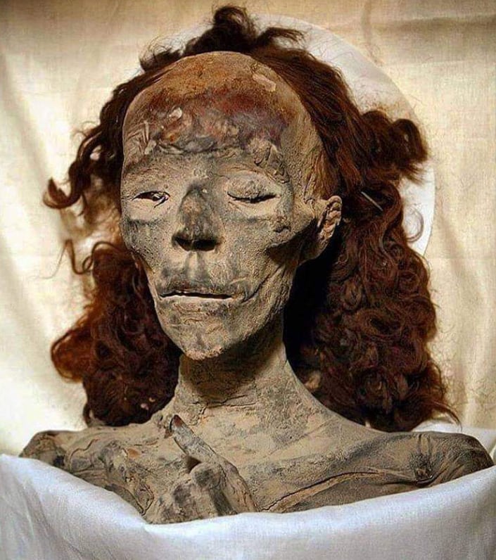 Momia de la reina Tiy, abuela de Tutankámon