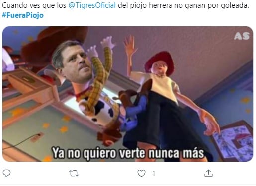 Meme con el #FueraPiojo