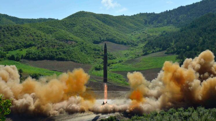 Estiman en EU que ataque nuclear de Norcorea en Seúl y Tokio mataría a 2 millones