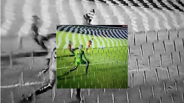 Rafael Sobis marcó el tercer tanto de Tigres tras una gran asistencia de Aquino.