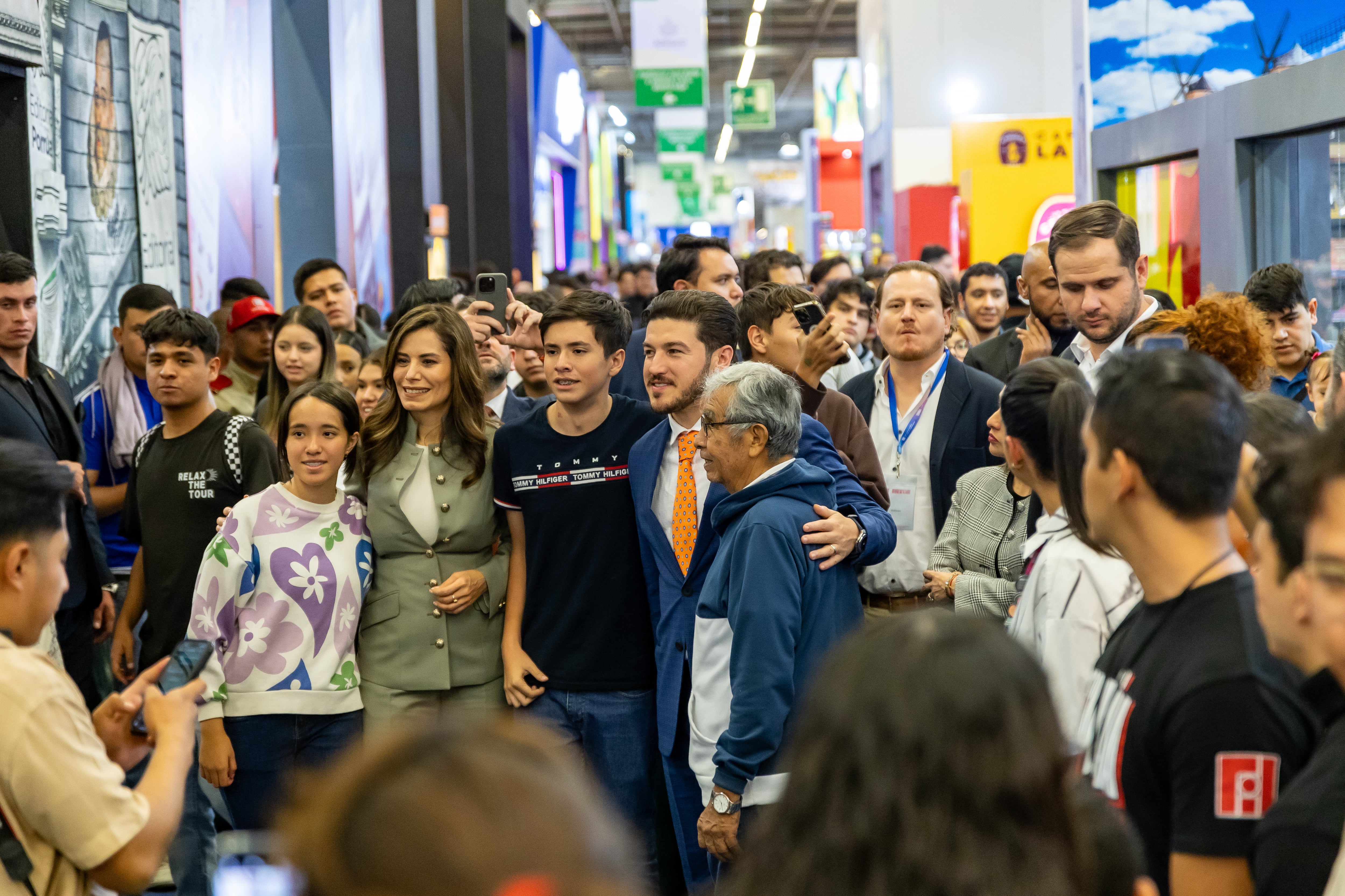 Samuel García en la FIL Guadalajara 2024.