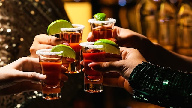 Las 5 mejores bebidas con tequila para brindar el Día del Tequila