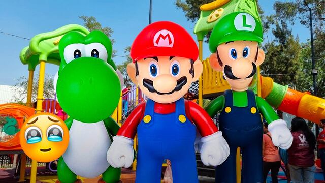 Figuras gigantes de Mario Bros en CDMX