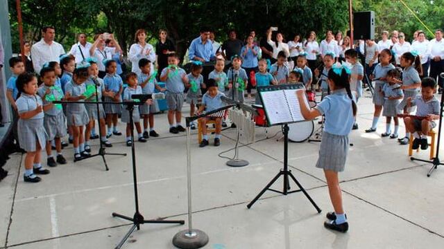 Orquesta musical Jardin de niños Horacio Teran.
