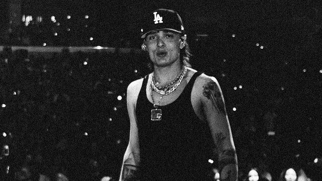 Peso Pluma no arrasó en preventa