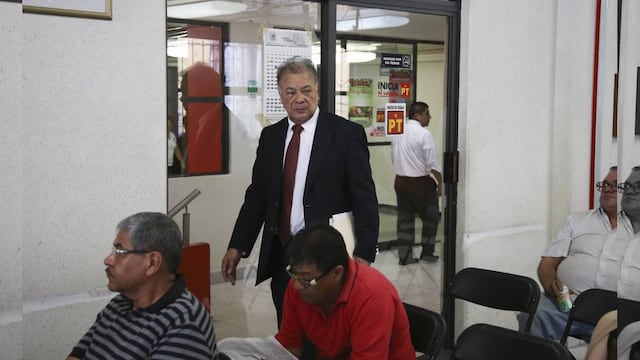 PT sigue "vivito y coleando", asegura Alberto Anaya