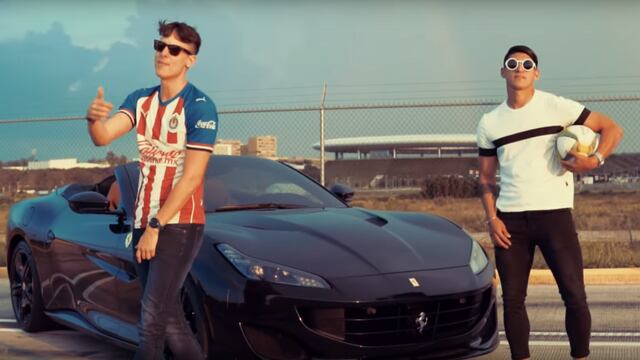 Cuatro Divango y Alan Pulido