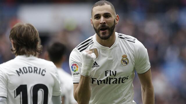 Benzema marcó 3 goles ante los Leones