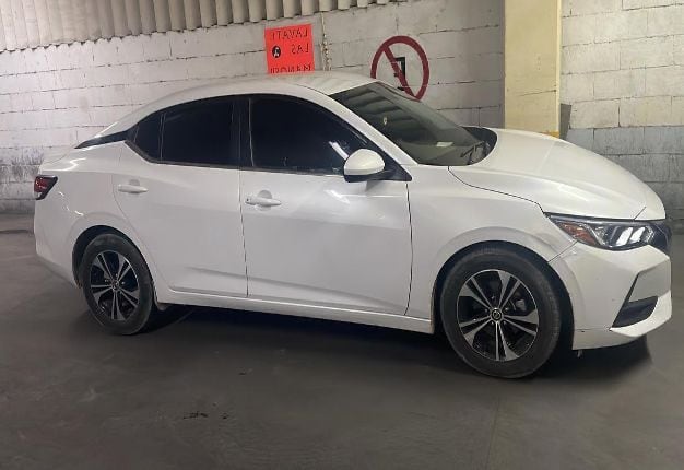 Vehículo asegurado a los narcomenudistas