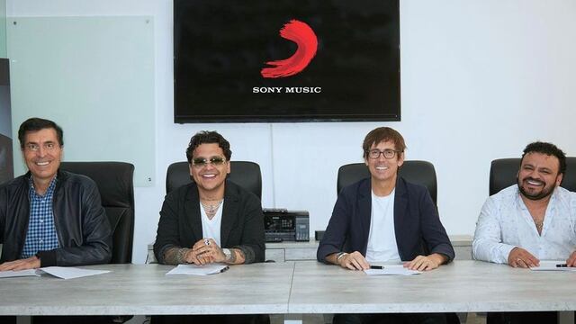 Christian Nodal, Sony