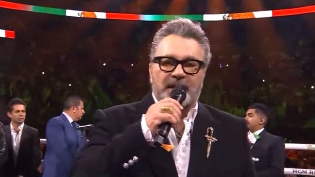 Manuel Mijares cantó el himno nacional en pelea del Canelo vs Munguía