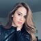 Yanet García muestra su armario en tanga