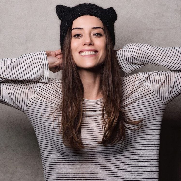 Cansu Dere, actriz turca.