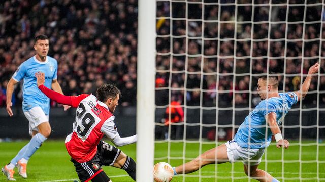 Santiago Giménez, Feyenoord