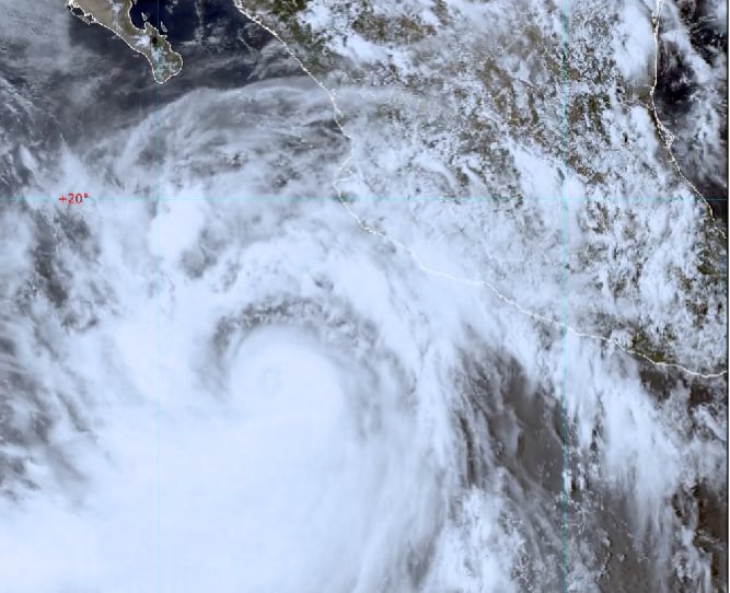 Conoce la trayectoria en vivo del huracán Kay